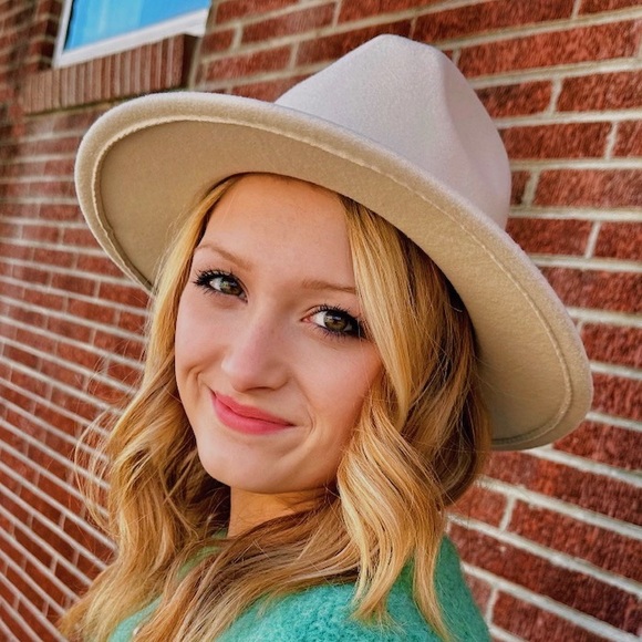 hannahbaker487